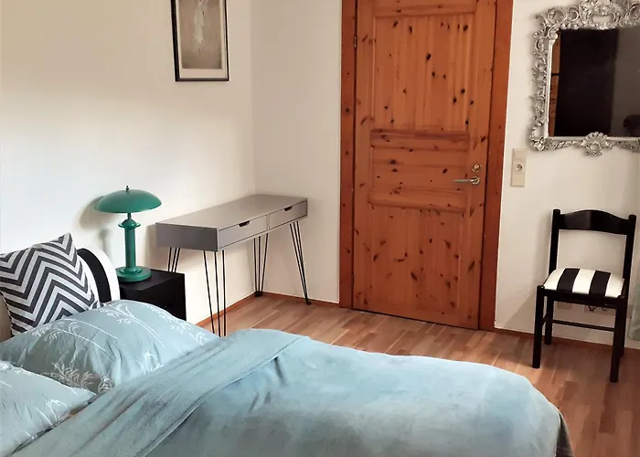 Oberer Meisterstein 6, * Winterberg